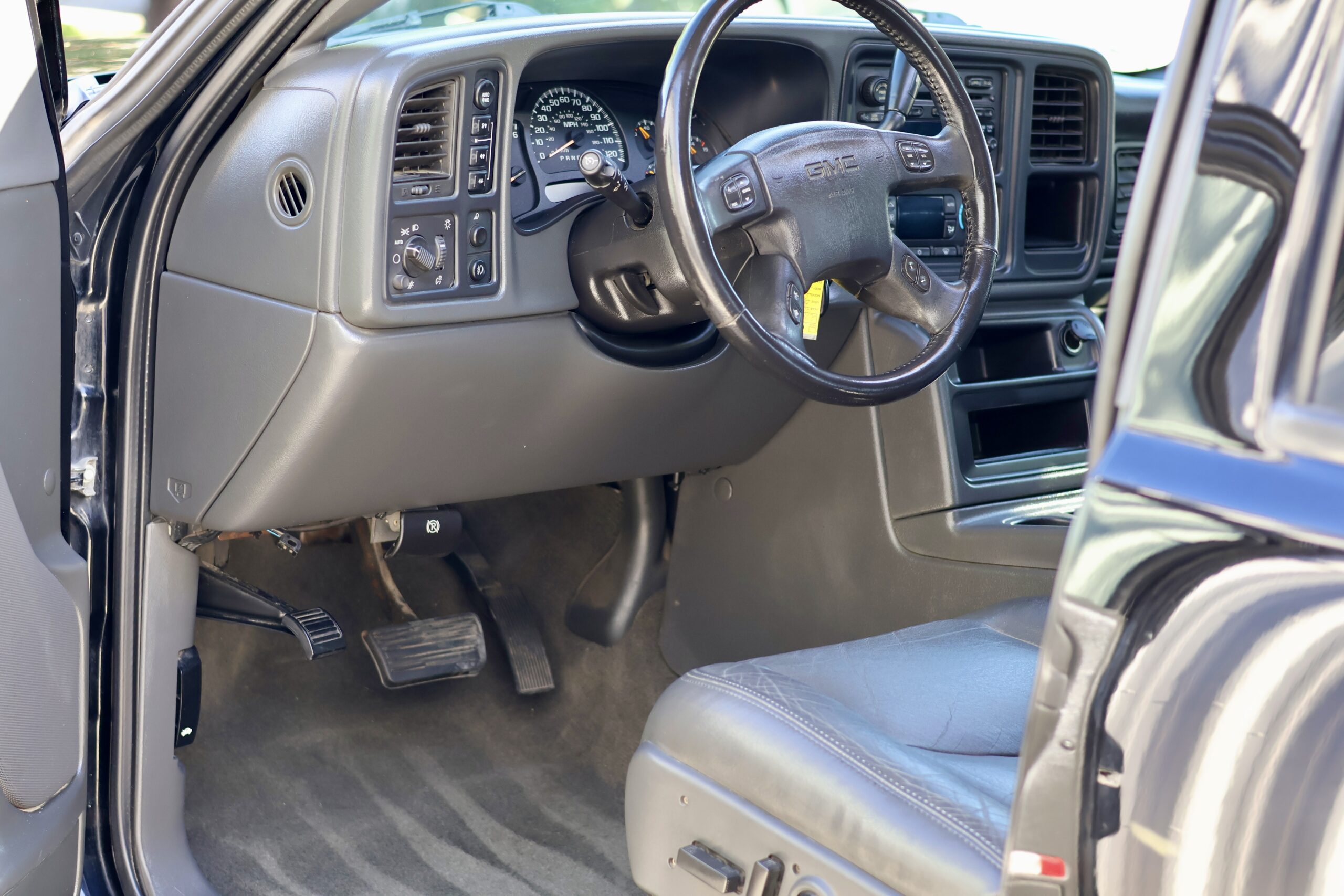 2006 GMC Sierra 1500 SLT Z71 5.3L 4×4 **FULLY LOADED** **1OWNER** J