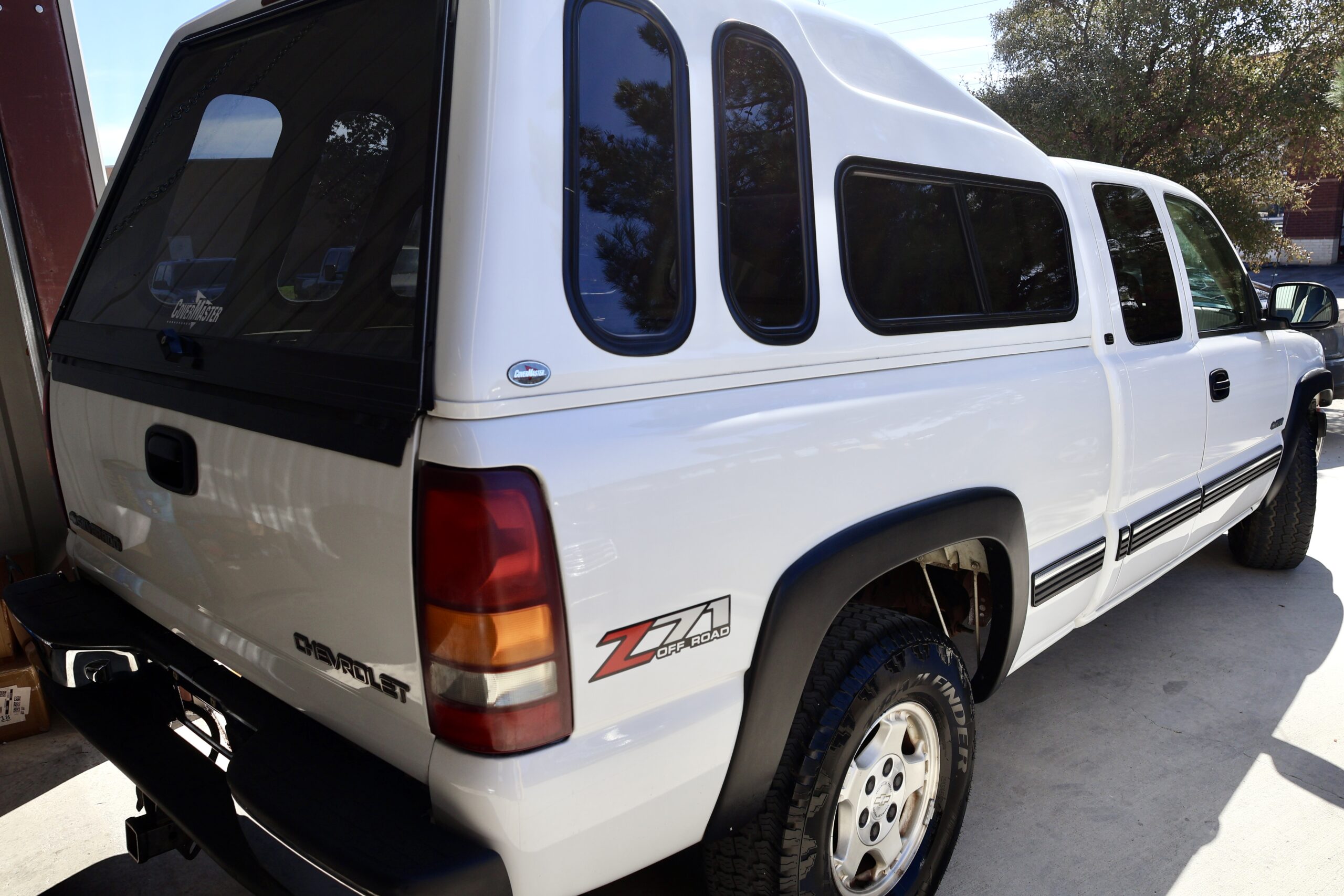 **SOLD** 2001 Chevrolet Silverado 1500 LS Z71 4×4 5.3L J. Anthony’s