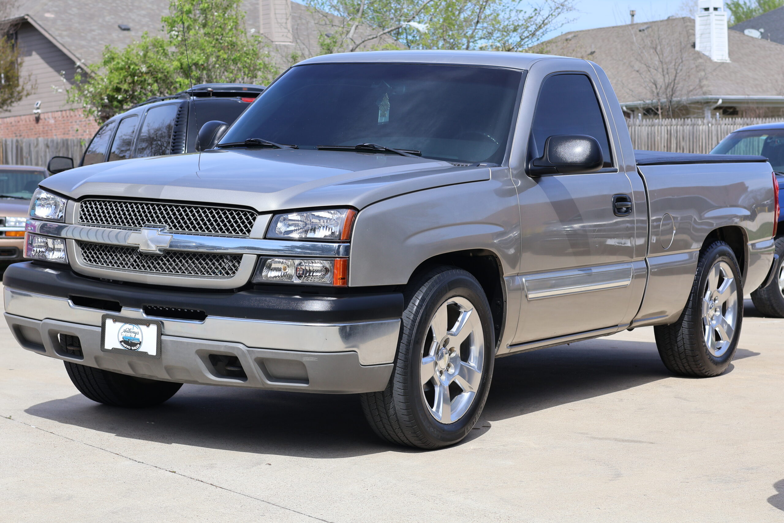 2003 Chevrolet Silverado 1500 Single Cab Short Box (5.3L V8) J