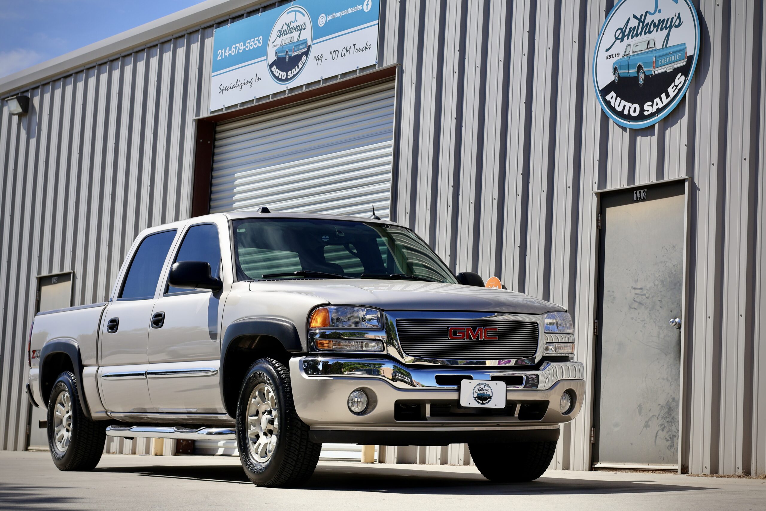 **SOLD**2005 GMC Sierra 1500 SLT Z71 5.3L 4×4 **80K MILES** J