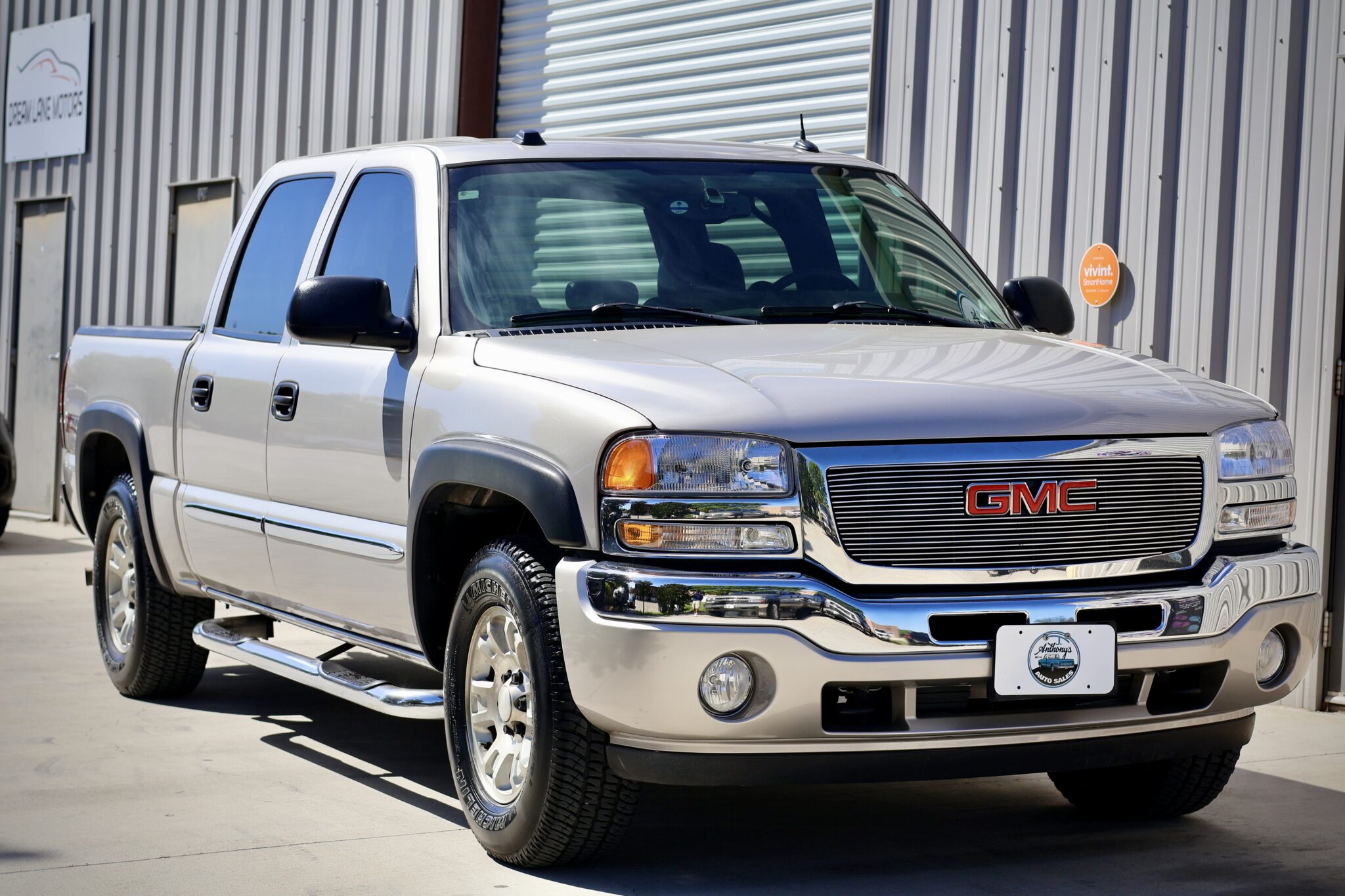 **SOLD**2005 GMC Sierra 1500 SLT Z71 5.3L 4×4 **80K MILES** J