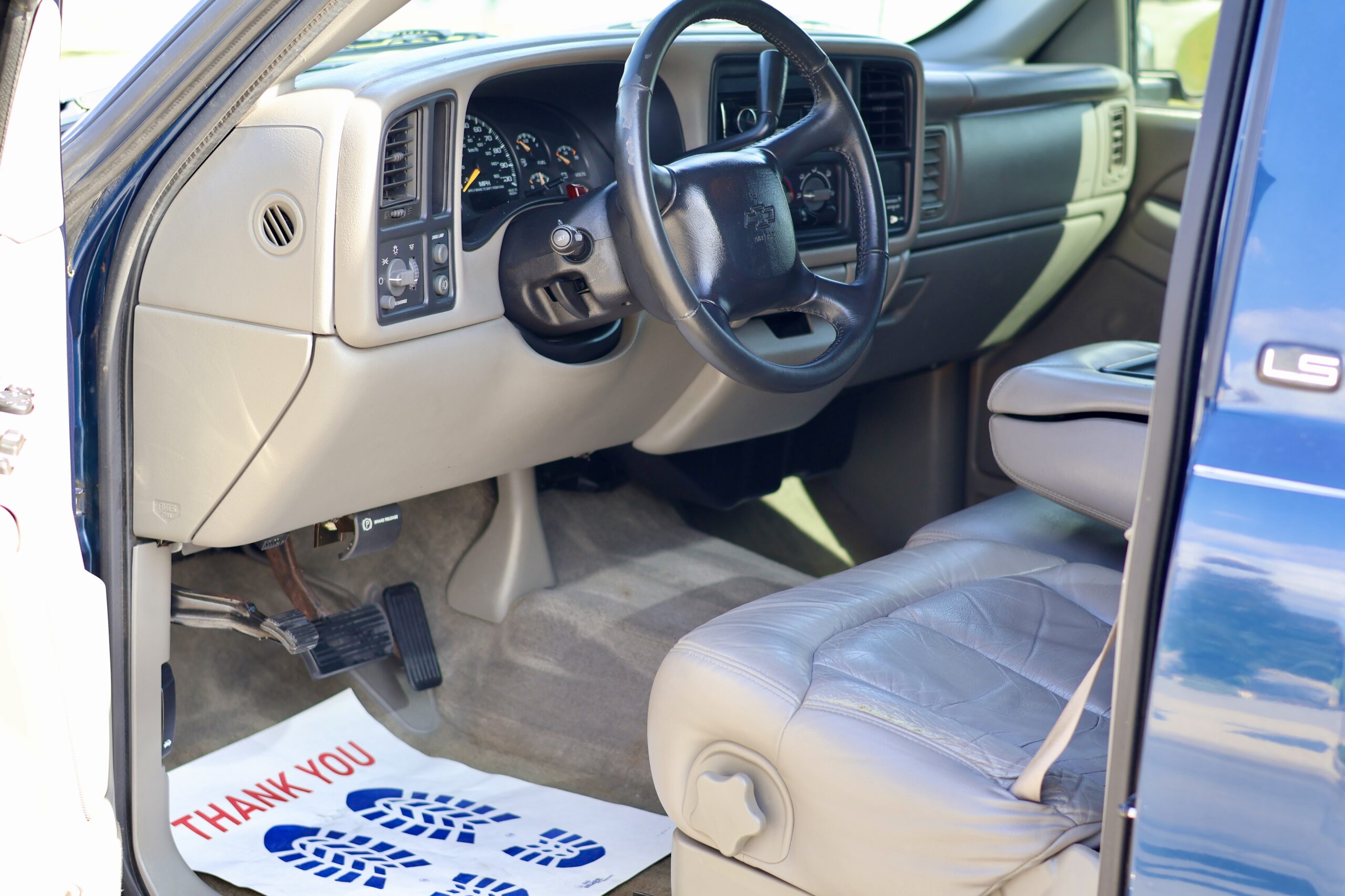 **SOLD** 2000 Chevrolet Silverado 1500 Stepside Single Cab 4.8L V8 J
