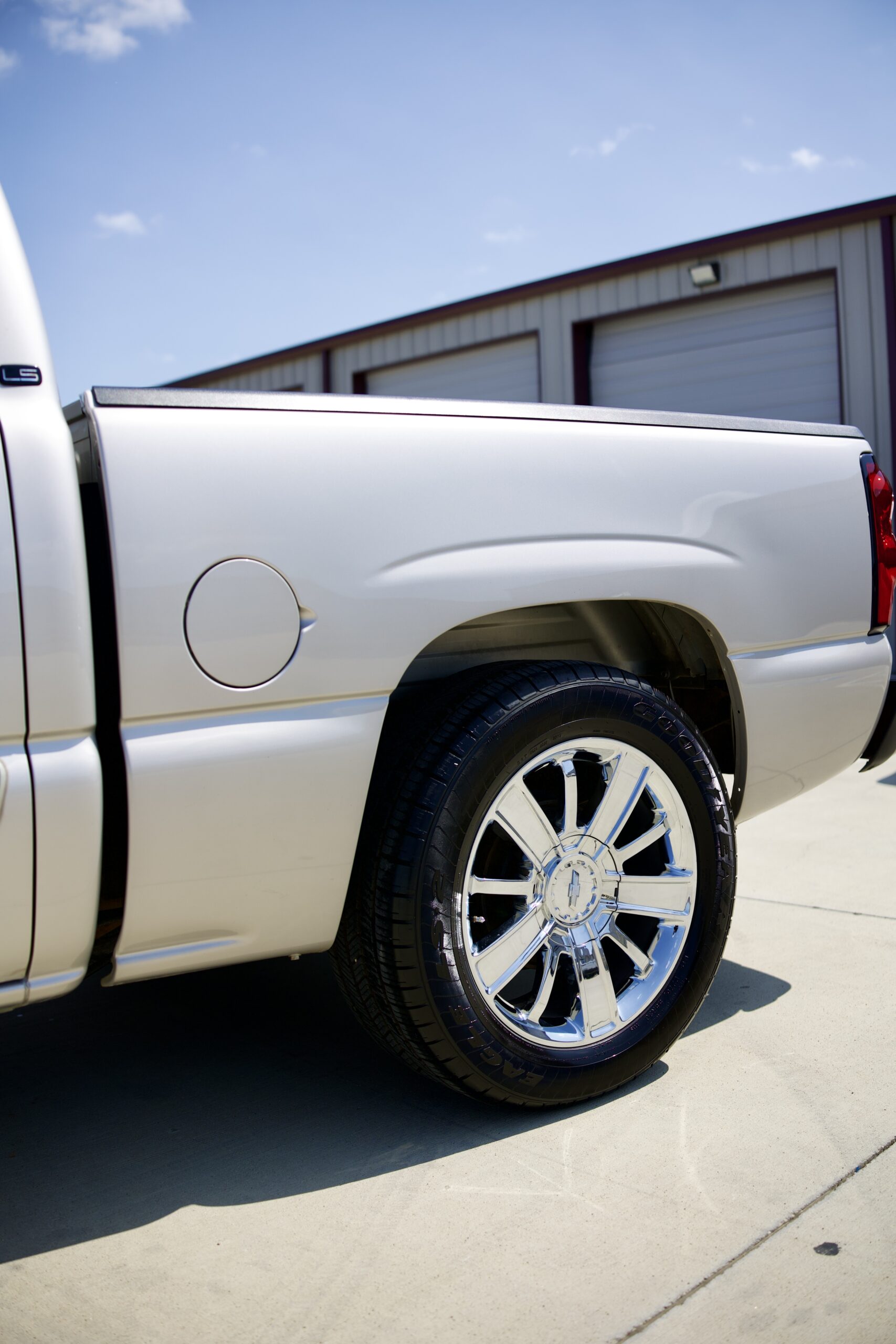 2005 Chevrolet Silverado 1500 LS - Photo 16