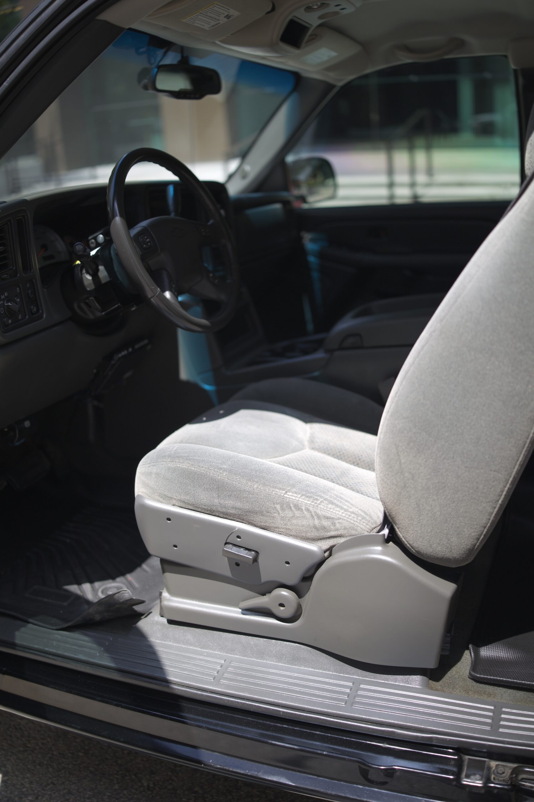 2004 Chevrolet Silverado 1500 LS - Photo 15
