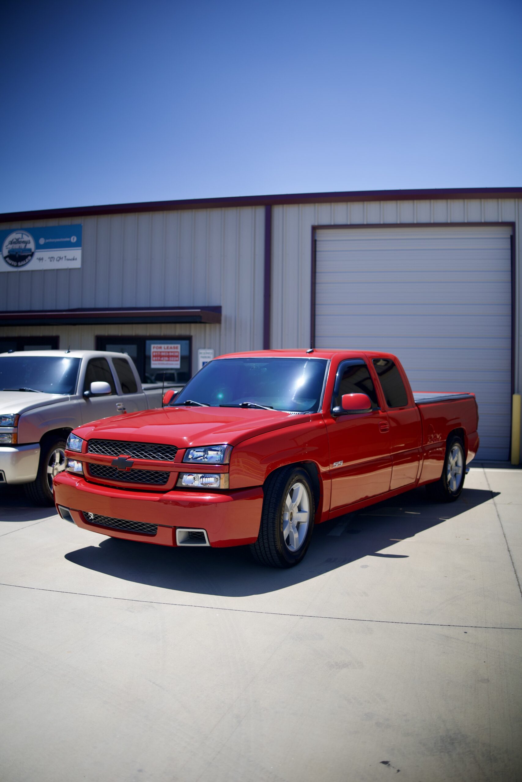 2003 Chevrolet Silverado 1500 SS - Photo 10